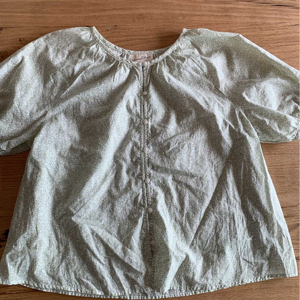 Universal Thread Puffed Sleeve Cotton Floral Top Women’s‎ XS Round Neck Preloved